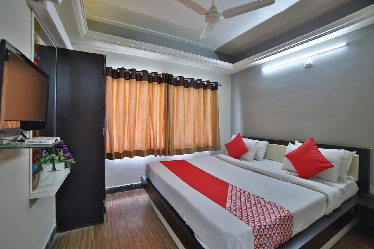Jāmnagar Oyo 41929 Hotel Loyal Residency المظهر الخارجي الصورة